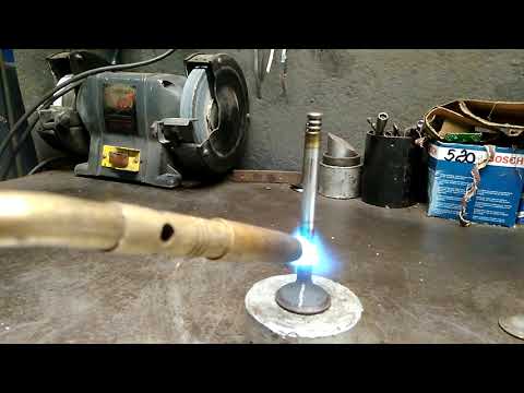 Видео: какой зазор делать между клапаном и втулкой?