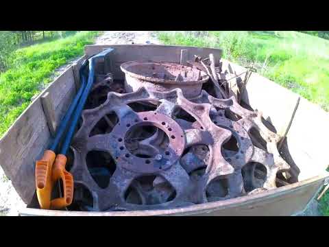 Видео: Опасный металлокоп.Следы медведя.Но ради таких плюшек мы готовы рисковать.