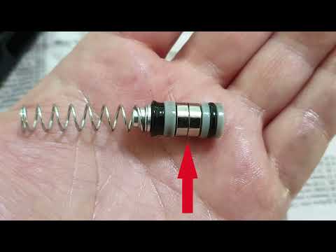 Видео: Замена резинок в ручке тормоза и датчик отключения моторов