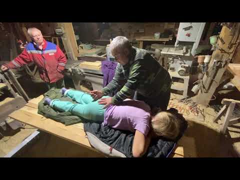 Видео: НЕМЕЕТ НОГА. Новый Год у ДРУЗЕЙ в МАСТЕРСКОЙ (Костоправ Юрий Репин)