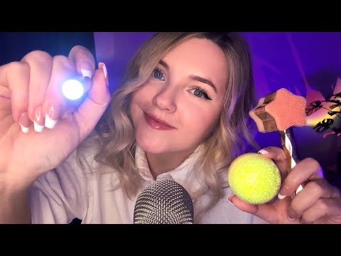 Видео: АСМР ПРОВЕРКА РЕФЛЕКСОВ 🔦 Следуй моим инструкциям