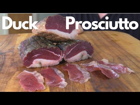 Видео: Чертовски вкусная домашняя колбаса | Утиная прошутто | Gourmet Woodsman