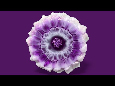 Видео: #363 Ещё одна заливка без названия. Учебное пособие по эпоксидной смоле.