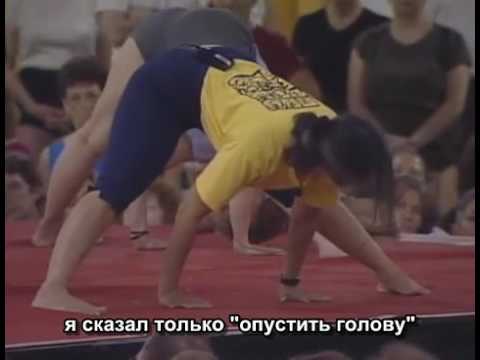 Видео: Йога Айенгара - Прасарита Падоттанасана