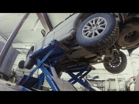 Видео: Текущие проблемы Pajero Sport - сальники, печка, глушитель.