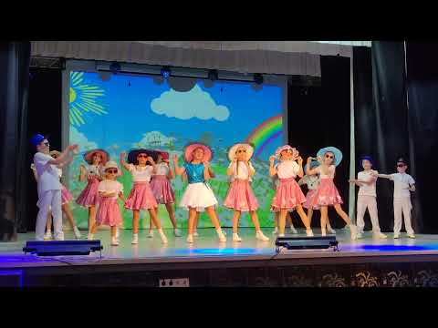 Видео: #ура #каникулы #веснушки #концерт