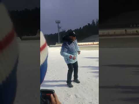 Видео: Ю.В.Бородавко объясняет технику передвижения,для конькового хода.Ханты-Мансийск, Филипенко.