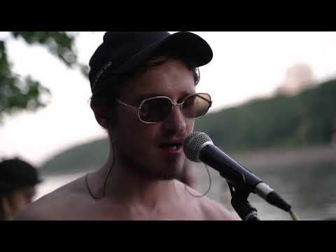 Видео: Счастливые Люди & Daniel Shake - Кошка в окрошке + Love is (live)