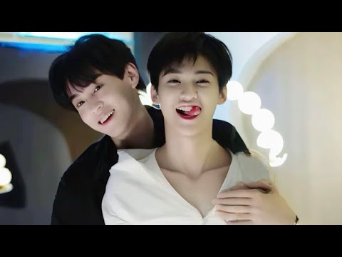 Видео: [Приватная сцена💥] Поцелуи в офисе до дрожи💋 Чи Чэн прижимает — стон по телефону!🫣🔥