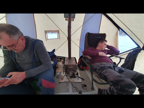 Видео: ДАВНО МЫ ТАК НЕ РЫБАЧИЛИ! ЗИМНЯЯ РЫБАЛКА НА САКМАРЕ. ПЛОТВА, КРАСНОПЁРКА, ЖАРЕНАЯ УКЛЕЙКА