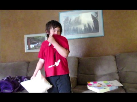 Видео: Приступы чихания!! (Ежедневный выпуск #260)