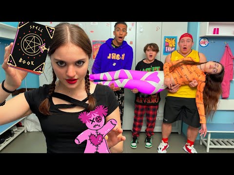 Видео: ВУДУ ЛУТКА на кампусу! 🎎 Гатара изазива хаос у школи | KiKiDo Campus Serbian