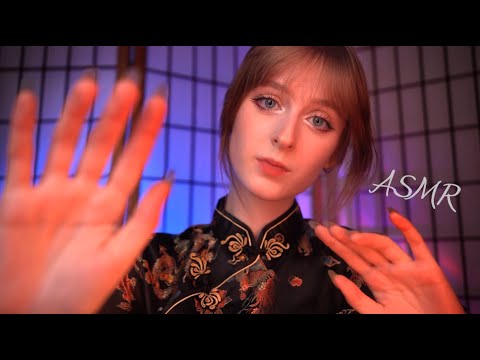 Видео: АСМР-сеанс массажа и мурашек в СПА-салоне | Ролевая игра: расчёсывание волос, пёрышки, перчатки