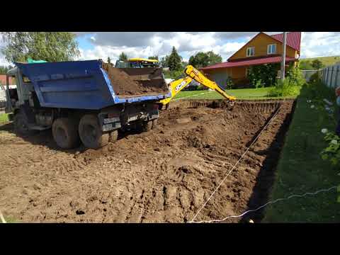 Видео: Плавательный пруд на даче с био-плато, часть 1