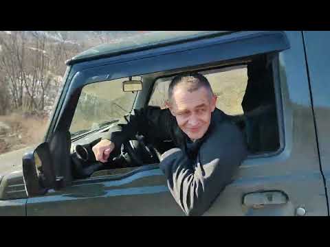 Видео: 5 км по бездорожью.  Дорога на дачу. Буксуем в снегу.