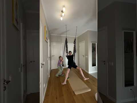 Видео: АЭРОЙОГА/ йога в гамаках / airyoga / flyyoga