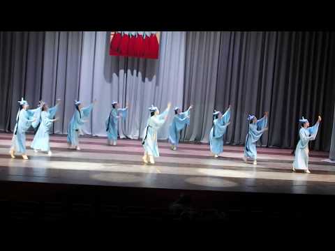 Видео: Тувинский танец "Звенящая нежность "
