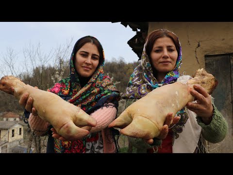 Видео: Ясень коровьих лап! Вкусное деревенское блюдо для зимних холодов в деревне ♧ Влог Country Life