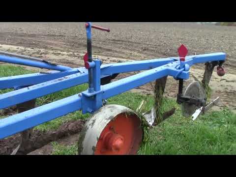 Видео: Пахота трактором YTO X804