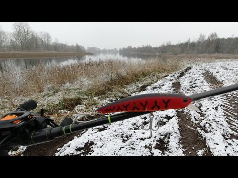 Видео: Открытие Сезона Зимнего Спиннинга! Рыбалка со Спиннингом с Берега Зимой!