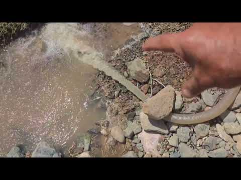 Видео: Давоми кори мо барои об баровардан дар ноҳияи Варзоб.