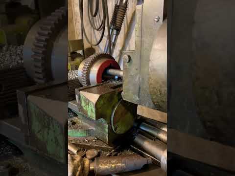 Видео: Скоро век пройдет, а они еще в строю) #lathe #строгач