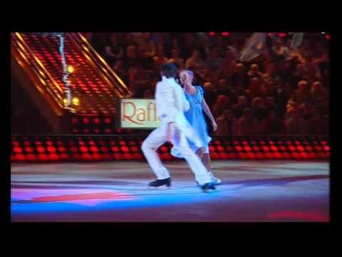 Видео: Подольская и Маринин - "Давайте негромко..."