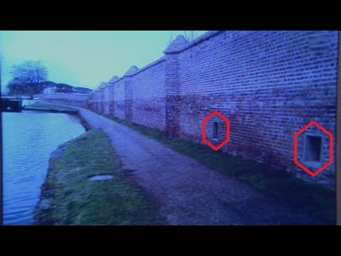 Видео: Что? Где? Когда? Вопрос о предназначении отверстий в кирпичной стене