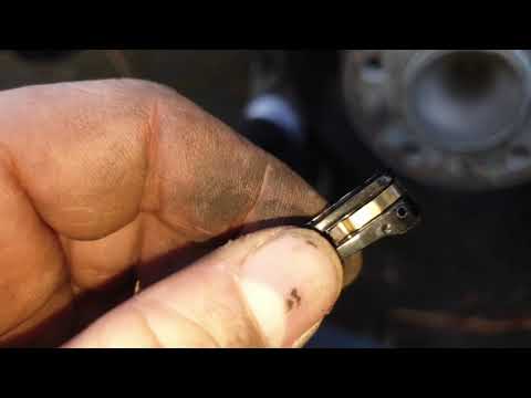 Видео: Горит лампа ручника БМВ е90 Замена датчика колодок