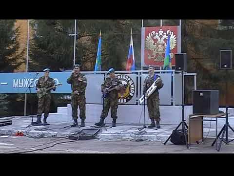 Видео: Концерт в 332 школе прапорщиков ВДВ