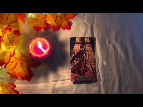 Видео: 🍁ЧТО ПОРАДУЕТ ?🥰Осень несет Вам перемены 🫶#tarot #таро #youtube