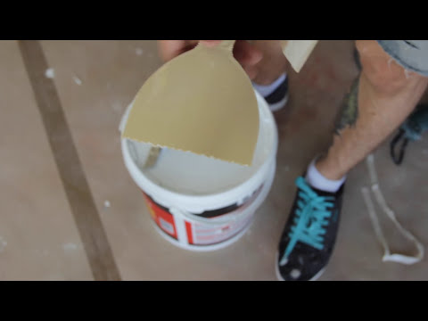 Видео: Штукатурка из шпатлевки (имитация доски) Советуем его посмотреть!