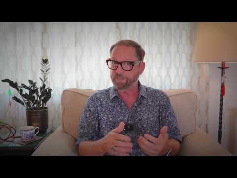 Видео: Нарциссы эмоционально незрелы