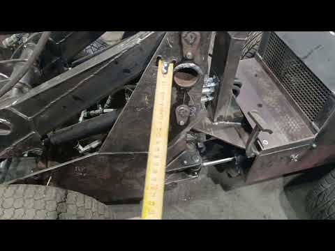 Видео: МИНИПОГРУЗЧИК С Z-ОБРАЗНЫМ ПОВТОРИТЕЛЕМ