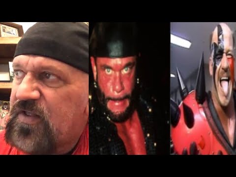 Видео: Animal on Hawk Fight с Рэнди Сэвиджем