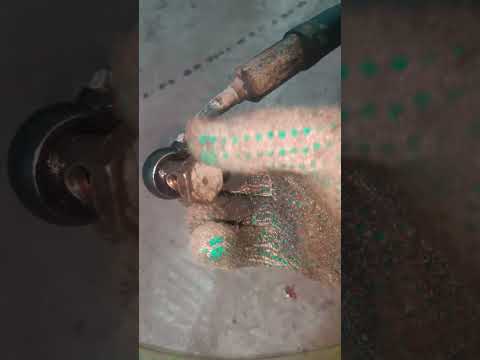 Видео: volkswagen passat b5 2001 год замена шланга Гура