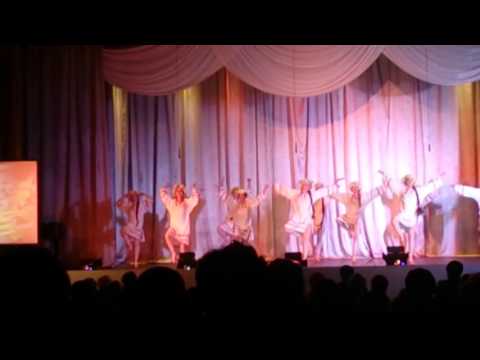 Видео: Девичий хоровод 'Реченька'