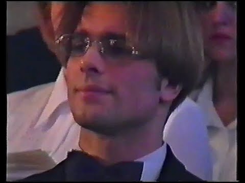 Видео: Однозвучно гремит колокольчик