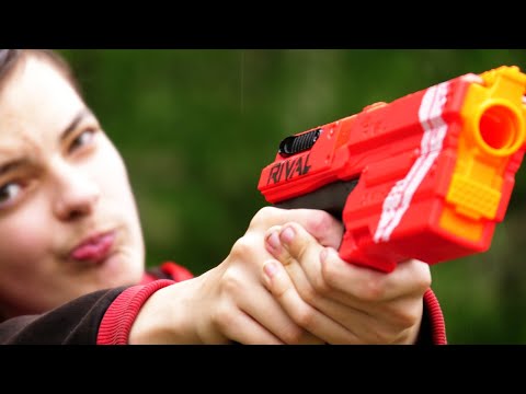 Видео: САМЫЙ НАРОДНЫЙ БЛАСТЕР НЁРФ ОБЗОР НА NERF RIVAL KRONOS