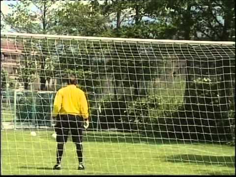 Видео: тренировка вратарей с Черчесовым.3 часть.avi