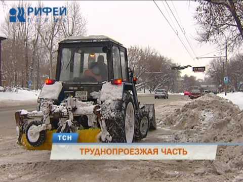 Видео: В Перми водители троллейбусов жалуются на заваленные снегом дороги