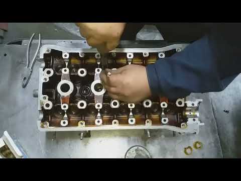 Видео: Замена маслосьёмных колпачков ГБЦ На Нексии