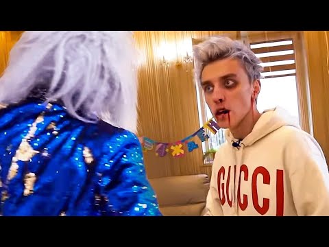 Видео: КЛОУН НАПАЛ НА А4 Влад Бумага И Меня ! *У нас Осталось 5 Дней* ! Потусторонние