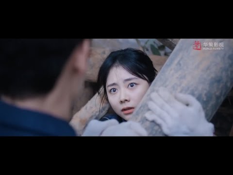 Видео: Компания организовала помощь при стихийных бедствиях. Героиня была ранена, чтобы спасти маленького м