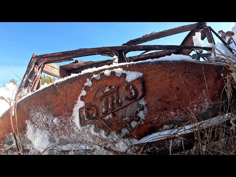 Видео: НАШЁЛ СТАРЫЙ ТРАКТОР В БОЛОТЕ. ОТКОПАЛ СТАРЫЙ ТРАКТОР И ОБАЛДЕЛ. ТРАКТОР ТДТ 40 М УТОНУВШИЙ В БОЛОТЕ