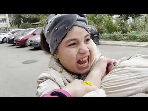 Видео: ШОК.Раскусила,расцарапала себя до крови на улице.ИСТЕРИКИ АУТИСТА.БОЛИТ ДУША.ГОТОВЛЮ МОРОЖЕНОЕ