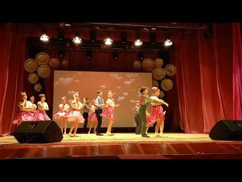 Видео: Творческий коллектив "Улыбка" младшая группа "Печальная статистика"