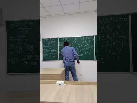 Видео: Табанында дұрыс үшбұрыш жататын көлбеу призманың көлемін табуға берілген Сканавидің 12.435 есебі.