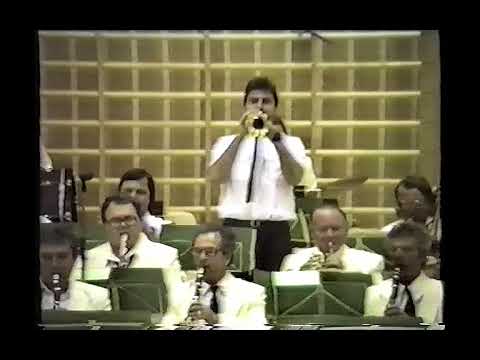 Видео: Народный духовой оркестр "Тирас" город Тирасполь