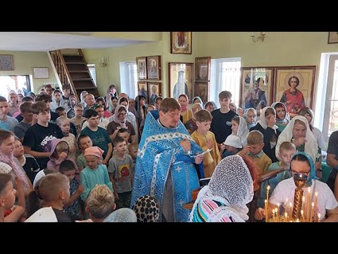 Видео: ВОТ ЧТО ПРОИСХОДИЛО В ХРАМЕ СПИРИДОНА ТРИМИФУНТСКОГО НАКАНУНЕ ДНЯ ЗНАНИЙ